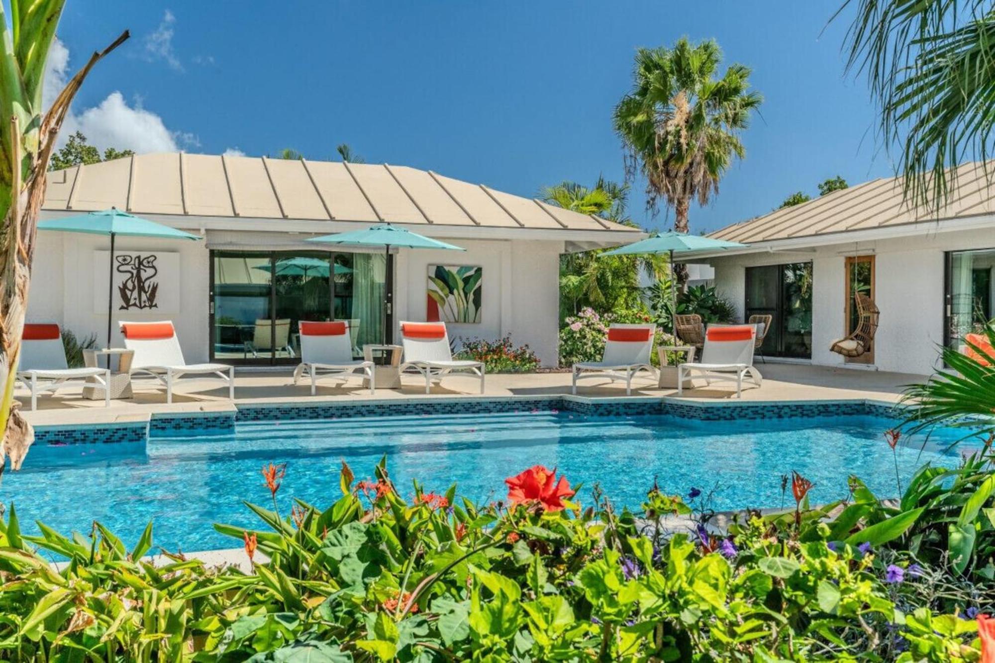 Royal Villa With A Huge Swimming Pool Cowell Battery Экстерьер фото
