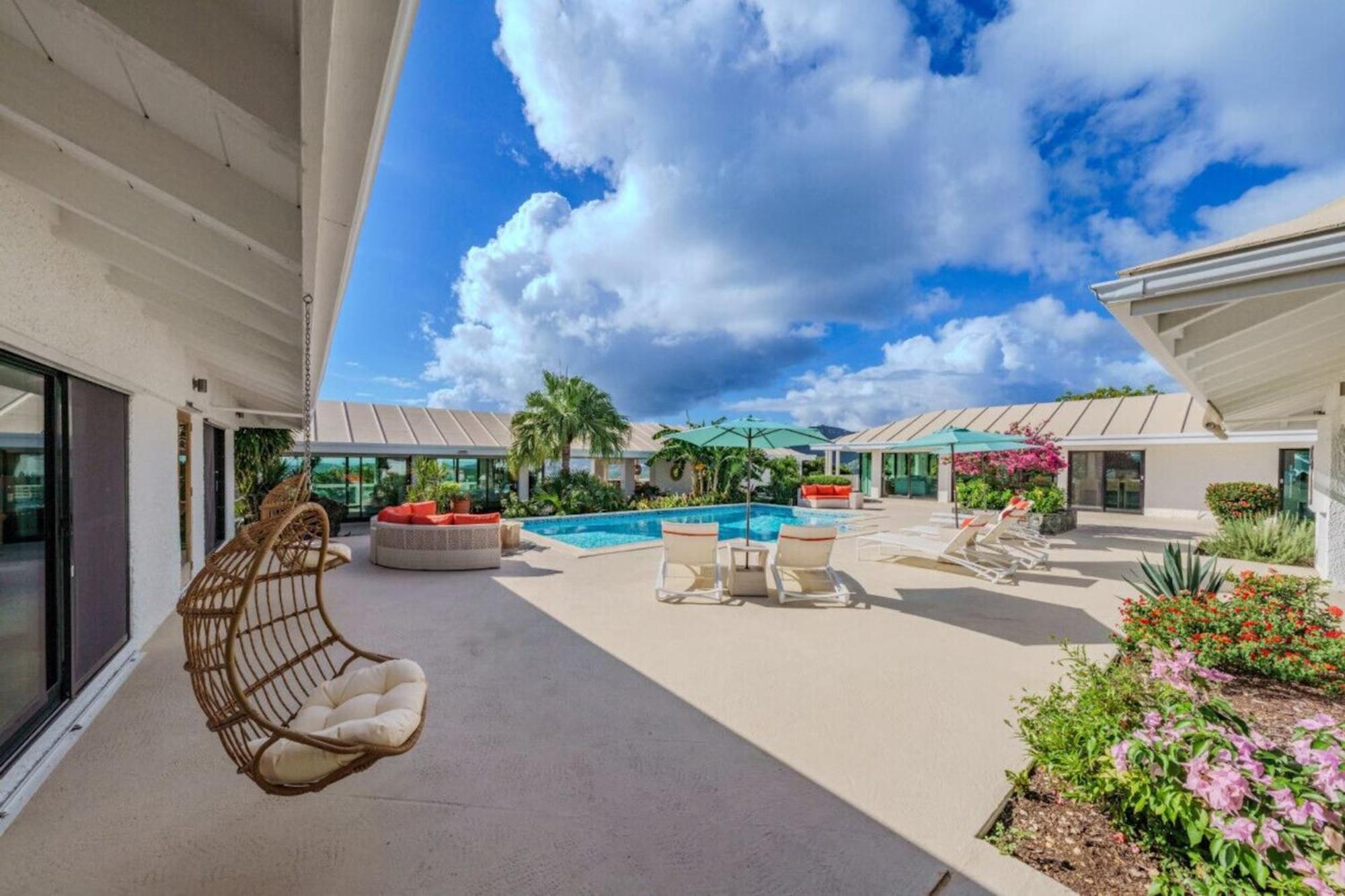 Royal Villa With A Huge Swimming Pool Cowell Battery Экстерьер фото